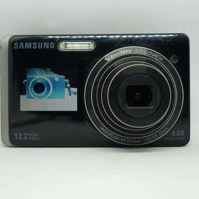 Samsung ST500 - 12.2 Megapixels - 4.6x Optical Zoom