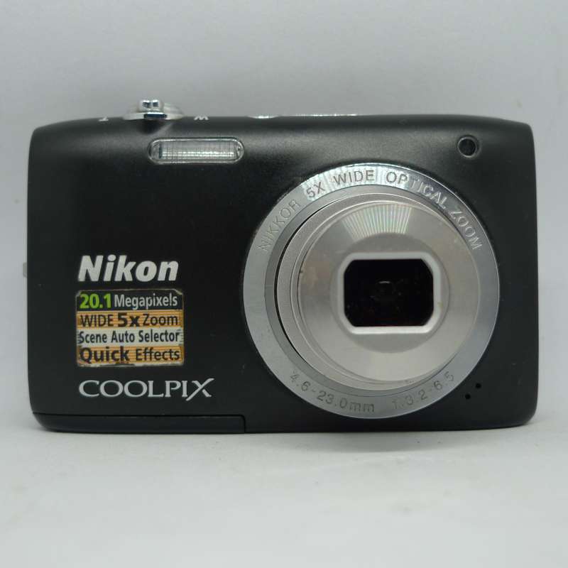 Nikon Coolpix S2800 - 20 Megapixels - 5 x Optical Zoom