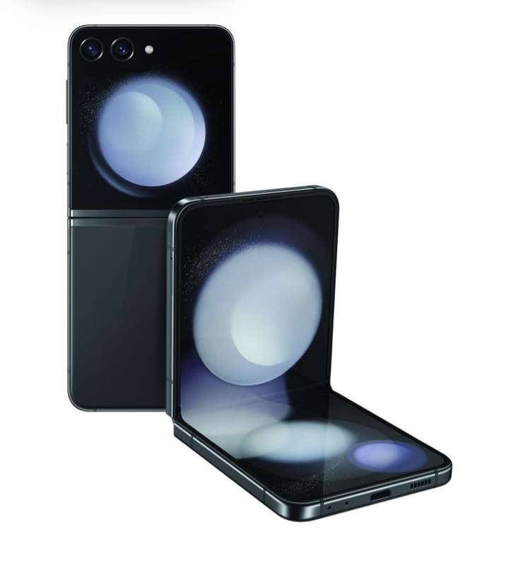 *Brand New Samsung Z Flip 5 (sealed box) 256GB
