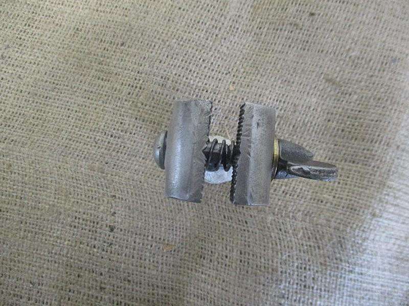 Beautiful And Sturdy Vintage Jewelry Vise