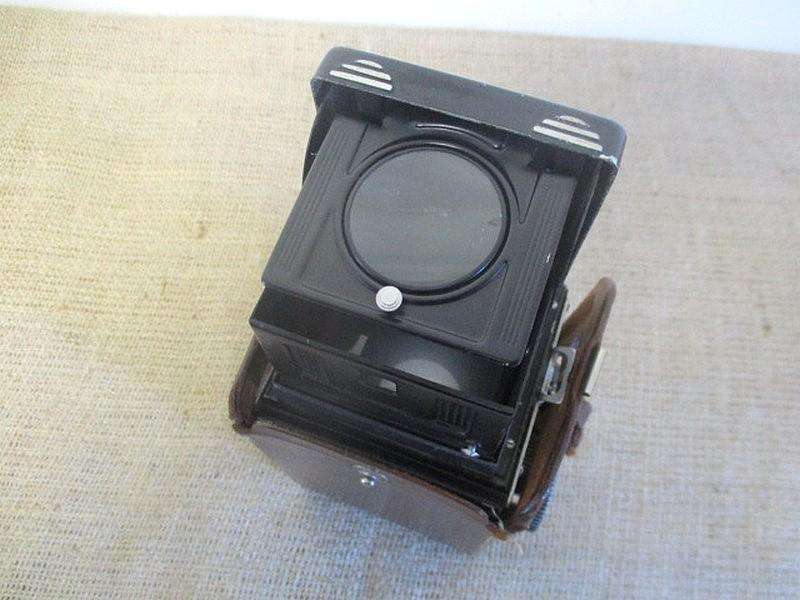Super Rare Vintage Walzflex Twin-Lens Reflex (TLR) Film Camera             Japan              1950's