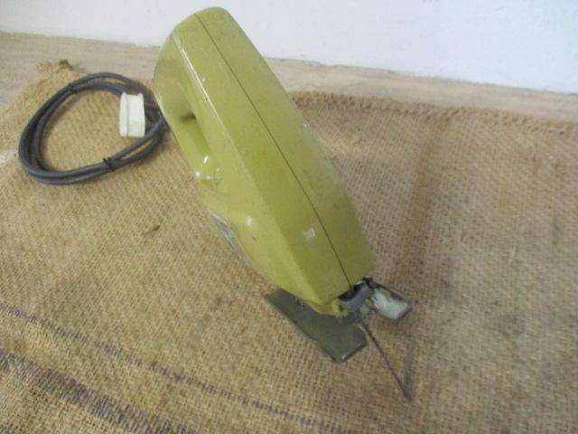Nice Vintage Black & Decker No 5530 - 10 - 02 Jig Saw By The Black & Decker Mfg. Co.  USA.