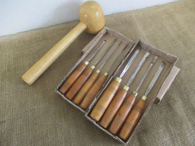 Super Rare Antique/Vintage Set of 8 Ward & Payne / S.J.Addis Wood Carving Knifes