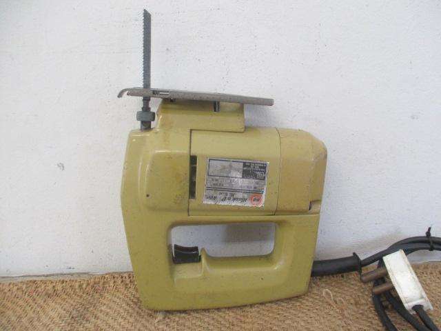 Nice Vintage Black & Decker No 5530 - 10 - 02 Jig Saw By The Black & Decker Mfg. Co.  USA.