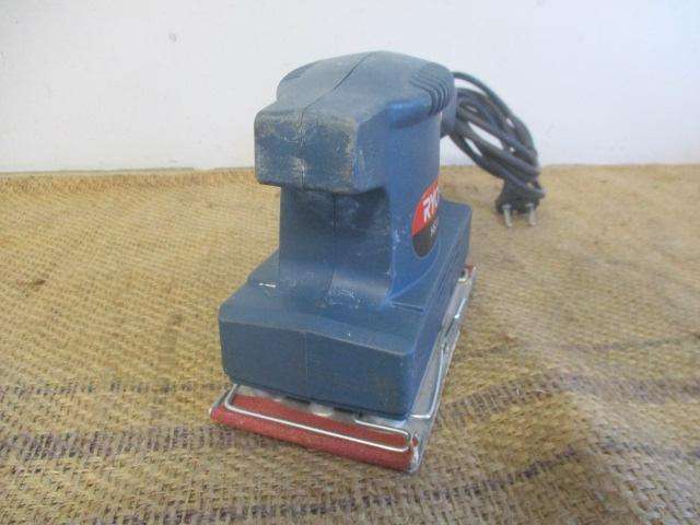 Beautiful Ryobi  HS 335 Orbital Sander                    Made In China