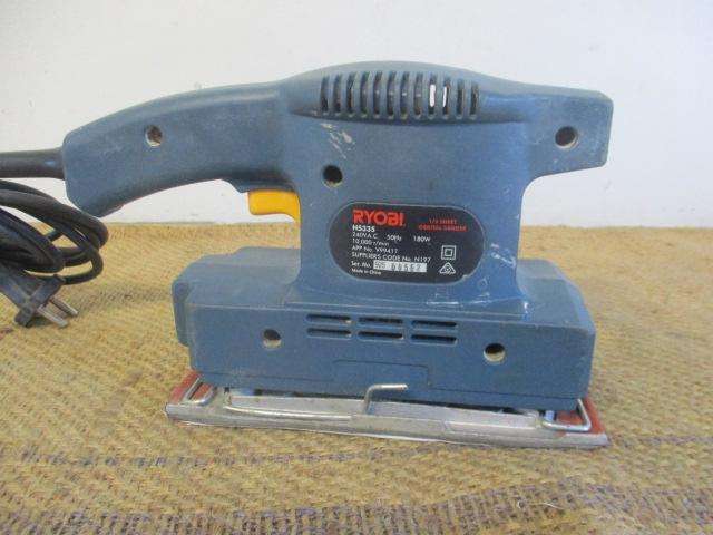 Beautiful Ryobi  HS 335 Orbital Sander                    Made In China
