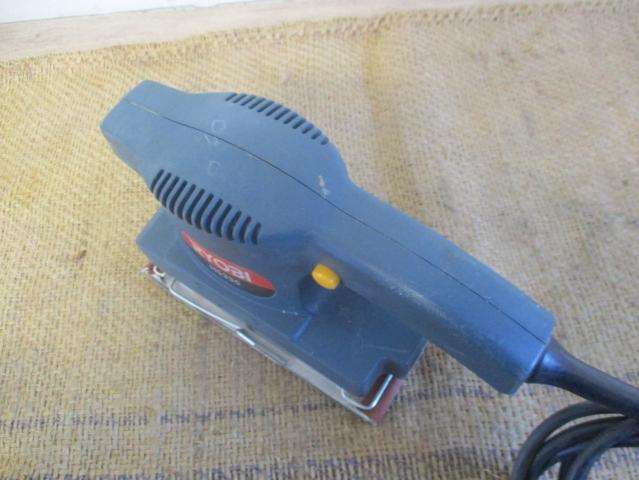 Beautiful Ryobi  HS 335 Orbital Sander                    Made In China