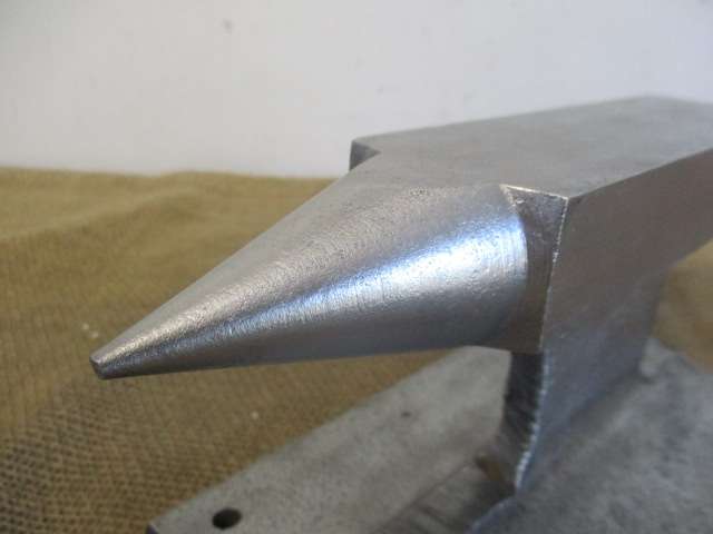 Don't Let This One Slips Your Hand........Magnificent Railway Line Heavy Duty Anvil