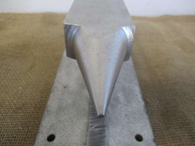 Don't Let This One Slips Your Hand........Magnificent Railway Line Heavy Duty Anvil