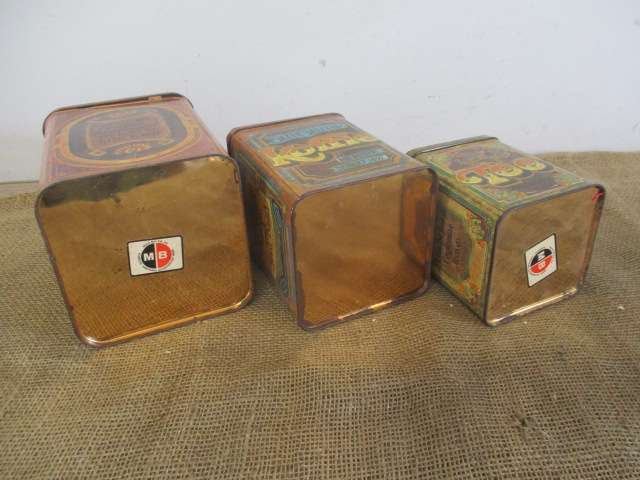 Three Awesome Vintage Metal Box Ware Sugar/Suiker  Coffee/Koffie  Tea/Tee Nesting Tins