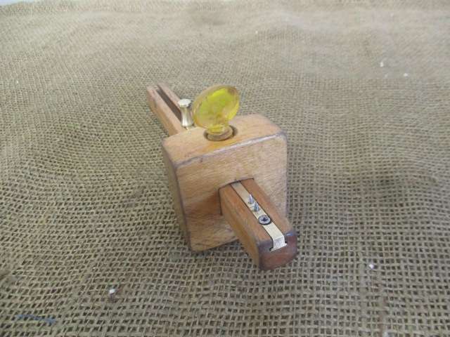 Smart Vintage 7 1/2 inch Carpenter's Marking Gauge