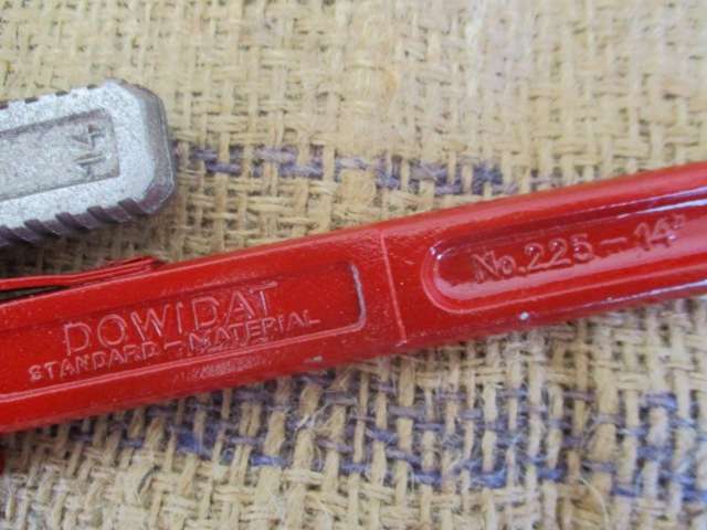 Nice Vintage Dowidat 225 - 14" Adjustable Pipe Wrench