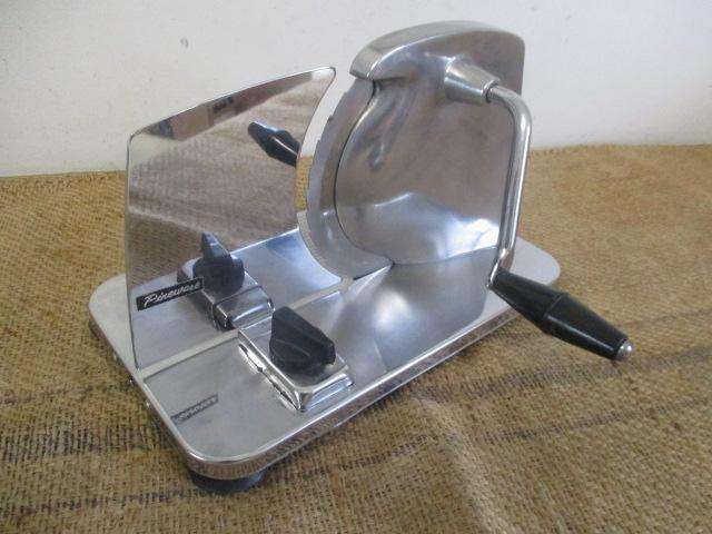 Beautiful Neat Clean Vintage Pineware Stainless Bread Slicer