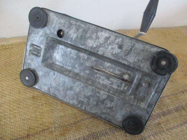 Beautiful Neat Clean Vintage Pineware Stainless Bread Slicer