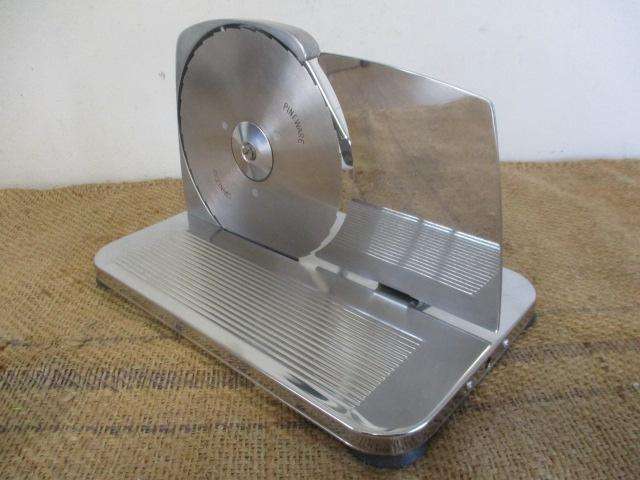 Beautiful Neat Clean Vintage Pineware Stainless Bread Slicer