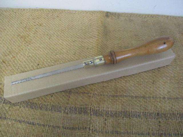 Beautiful Vintage Keyhole Saw