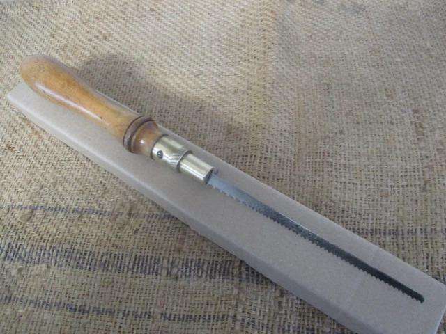 Beautiful Vintage Keyhole Saw