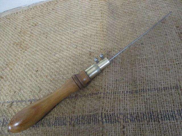 Beautiful Vintage Keyhole Saw