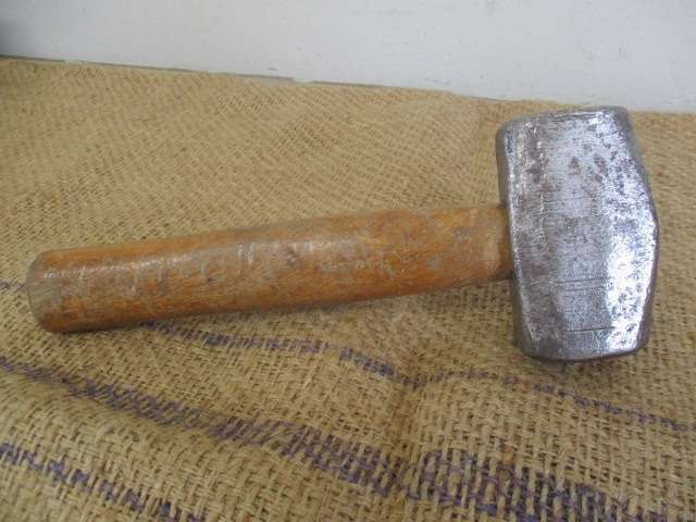 The Breaker....This Hefty Vintage RW.Tools Heavy Duty Solid Steel 1,3kg / 3lb Club Hammer
