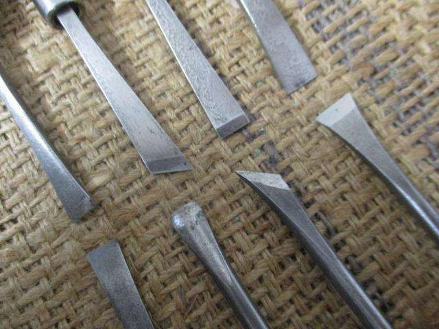 Great Set Of Eight Vintage Wood Carving Chisels