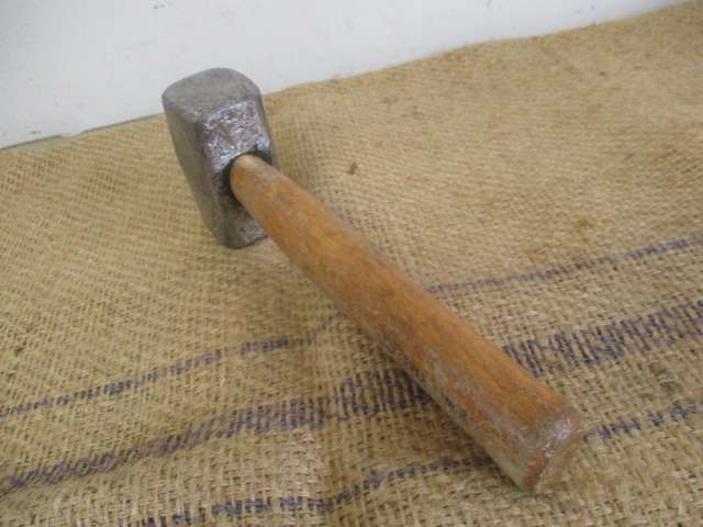 The Breaker....This Hefty Vintage RW.Tools Heavy Duty Solid Steel 1,3kg / 3lb Club Hammer