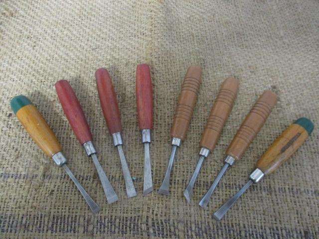 Great Set Of Eight Vintage Wood Carving Chisels