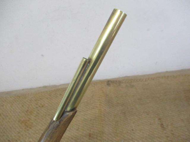 Collectable Vintage Replica Flintlock Pistol With Solid Brass Decorations     Made In England