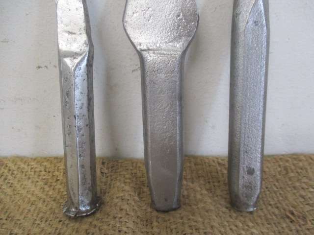 A Great Collection Of Three Vintage Sturdy Chisels Ideally For Brick And Stone Work