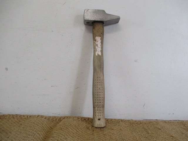 Magnificent Vintage Sandvik 32 Solid Steel 600gr Blacksmith Hammer