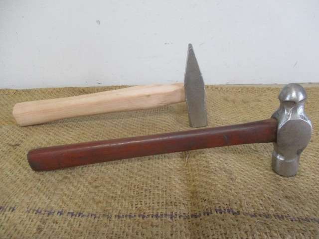 Two Pragmatic Vintage Hammers : 500gr Ball-Peen And 500gr Machinist Hammer