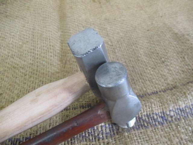 Two Pragmatic Vintage Hammers : 500gr Ball-Peen And 500gr Machinist Hammer