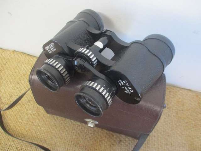 Beautiful Vintage Super Zenith 8 X 40 Field 9' Binocular With Lens Covers