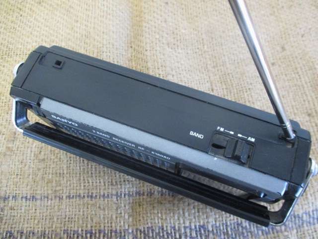 Wonderful Working Vintage Sanyo RP-6160AD FM/AM 2 Band Portable Radio