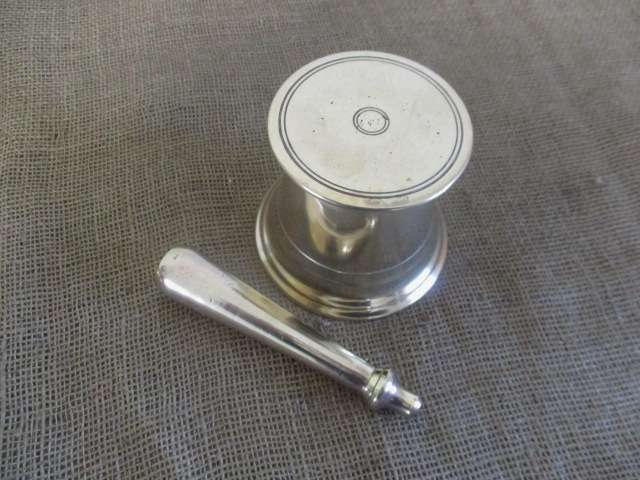 An Awesome Large Vintage Solid Brass Mortar And Pestle