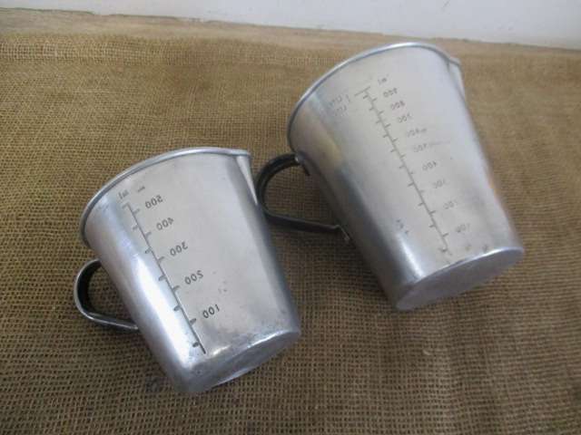 Two Nice Vintage 1lt & 500ml Aluminum Measuring Jugs
