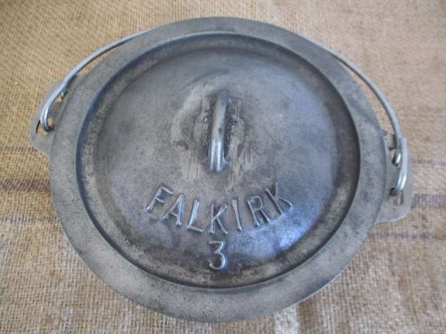 Lovely Sizable Vintage Falkirk No 10 Cast Iron Flat Bottom Pot With Falkirk No 3 Lid
