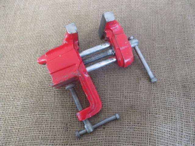 Beautiful Cast Iron Hobby Table Vise