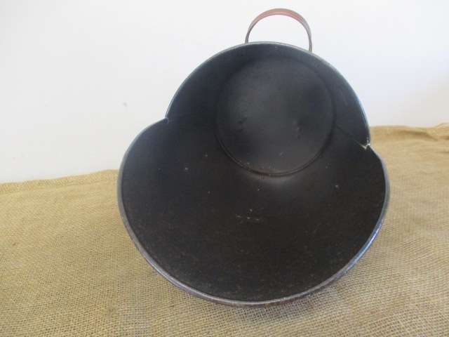 Splended Old Fireplace Metal Coal Scuttle
