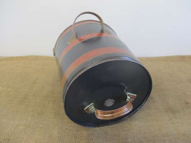 Splended Old Fireplace Metal Coal Scuttle