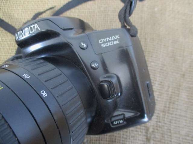 Beautiful Vintage Minolta Dynax 500si SLR 35mm Camera With Extras   1994