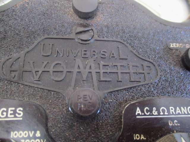 For Spares Or Repair :  Vintage Universal AvoMeter