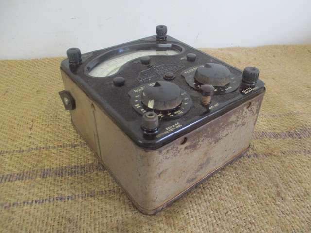 For Spares Or Repair :  Vintage Universal AvoMeter