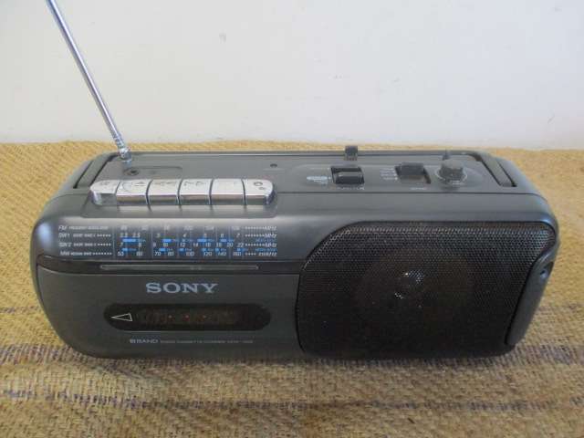 Beautiful Sony CFM - 155S AM/FM 4 Band Portable Radio-Cassette Player