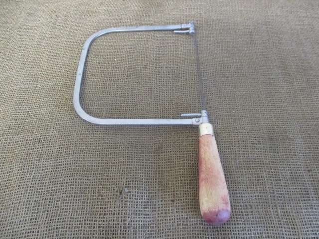 Nice Vintage 7 inch Millers Falls No 47 Carpenter's Deep Fret Coping Saw With Blade            USA.