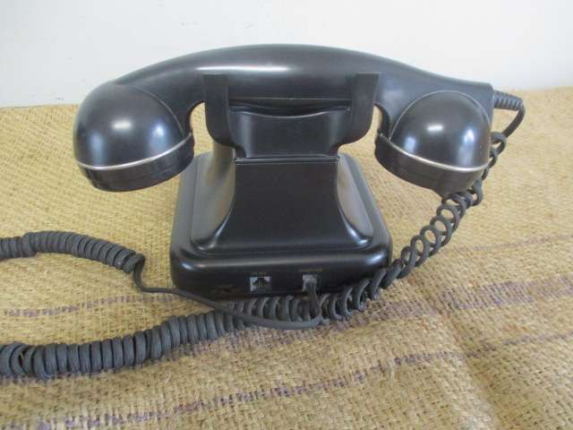 Vintage Telkom SA Pty Ltd Bakelite Tanzanite Vintage 20 Rotary Dail Landline Telephone