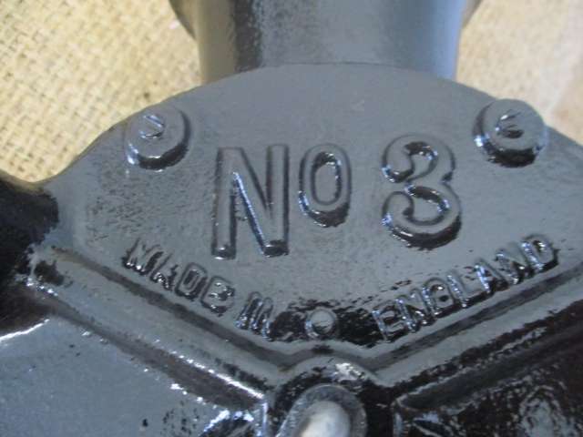 Very Neat And Complete Vintage Cast Iron Spong No 3 Coffee Grinder        Made In England
