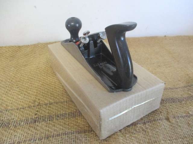 Beautiful Stanley SB 4 Bench Plane        England