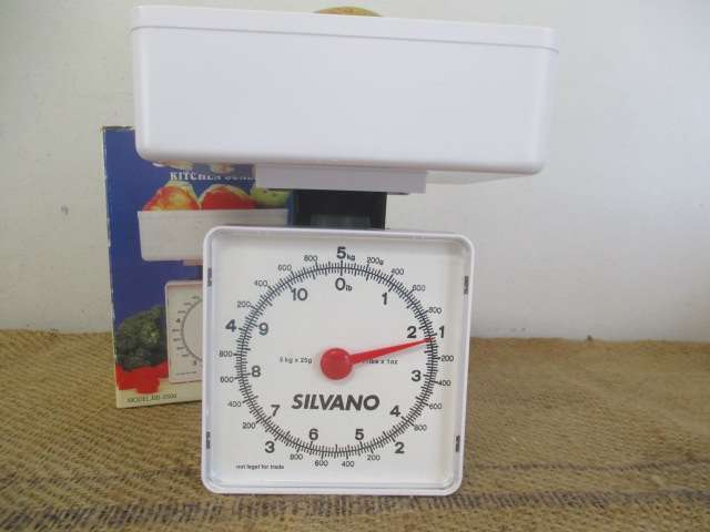 Beautiful Silvano 5kg x 25g Kitchen Scale In Original Packagaing       2001       MIB