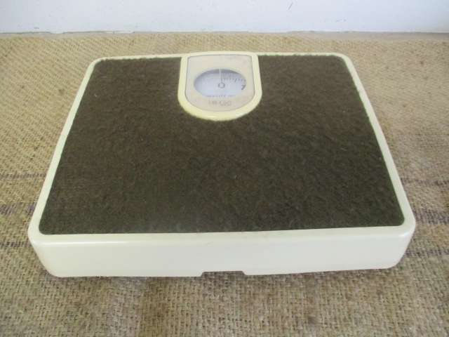 Lovely Vintage EKS Bathroom Scale                Sweden