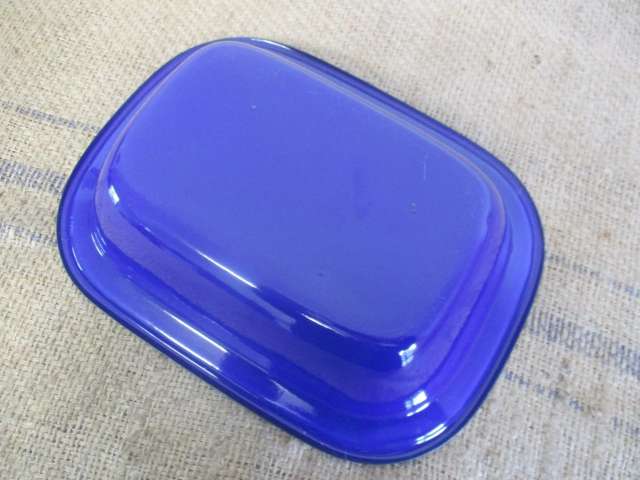Beautiful Vintage Real Old School Enamel Pie Dish
